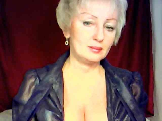 SweetHot-IM_69 webcam