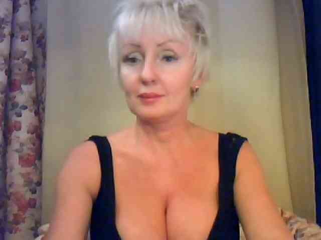 HotPussVxZ webcam