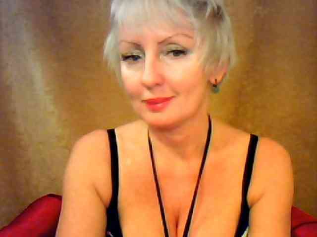 SweetHot-IM_69 webcam
