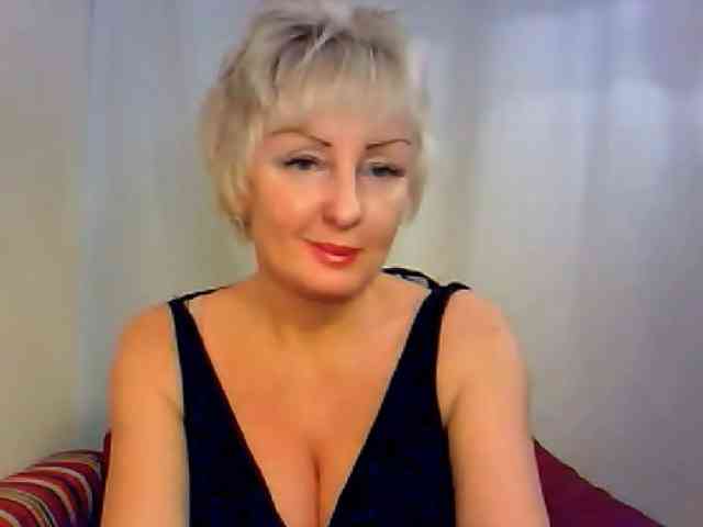 HotPussVxZ webcam