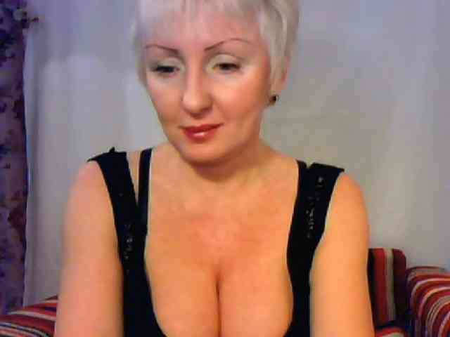 HotPussVxZ webcam