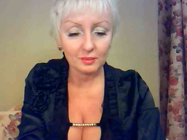 HotPussVxZ webcam