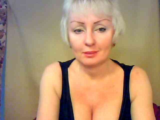 HotPussVxZ webcam