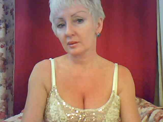 HotPussVxZ webcam