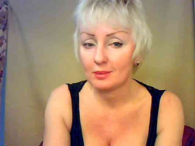 HotPussVxZ webcam