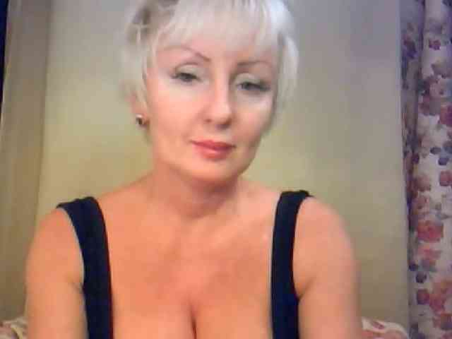 HotPussVxZ webcam