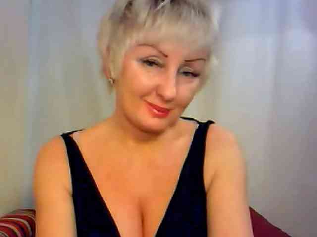 HotPussVxZ webcam