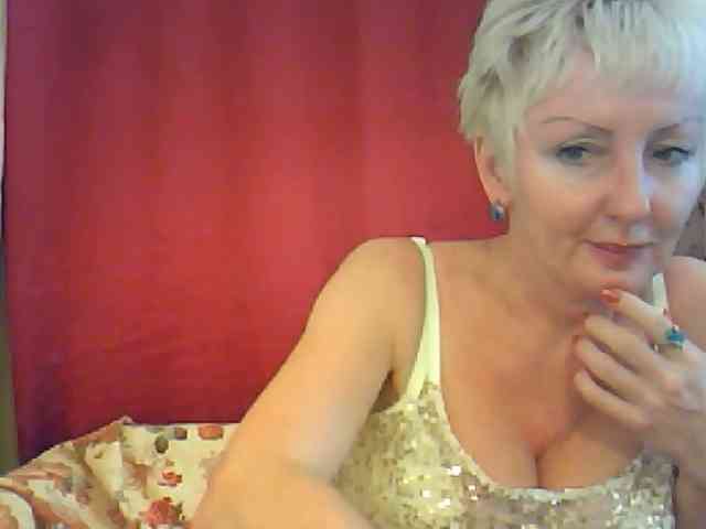SweetHot-IM_69 webcam