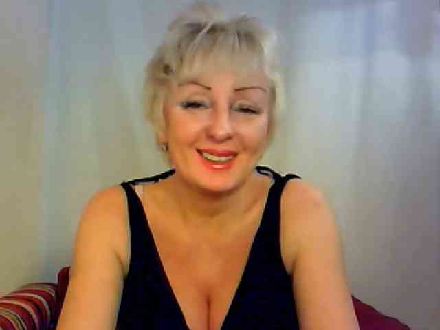 HotPussVxZ webcam