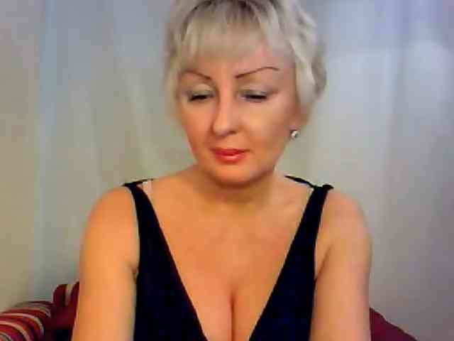 HotPussVxZ webcam