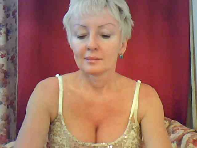 HotPussVxZ webcam