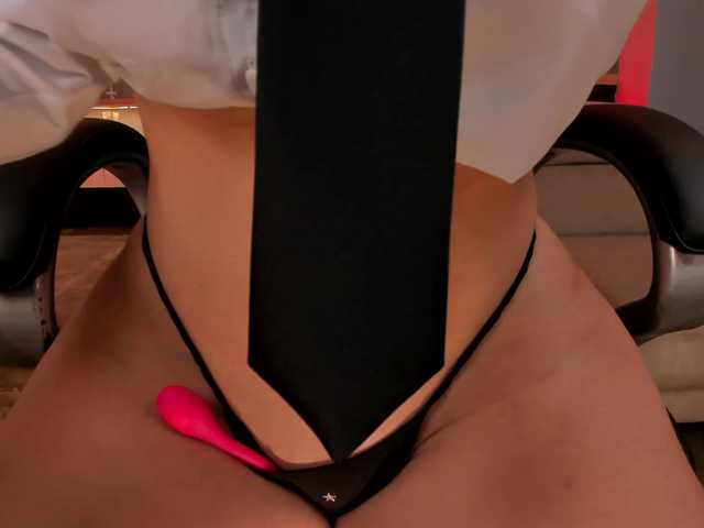 KateSunder's BongaCams show and profile