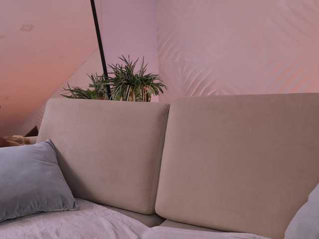 KateSunder's BongaCams show and profile