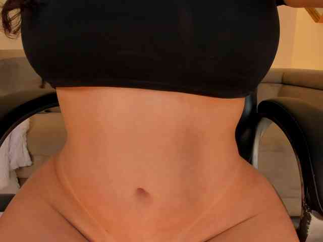 KateSunder Live Webcam on BongaCams