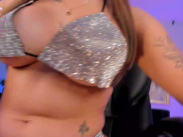 MaryLewis's BongaCams show and profile