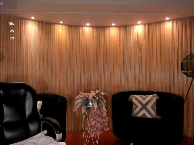 MaryLewis's BongaCams show and profile