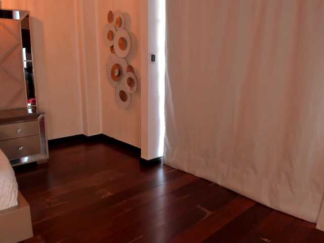 MaryLewis's BongaCams show and profile