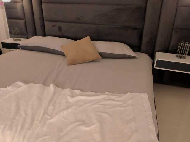 MaryLewis's BongaCams show and profile