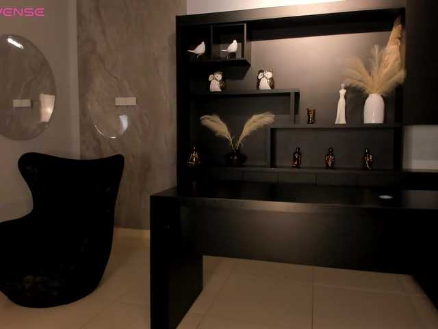 MaryLewis's BongaCams show and profile