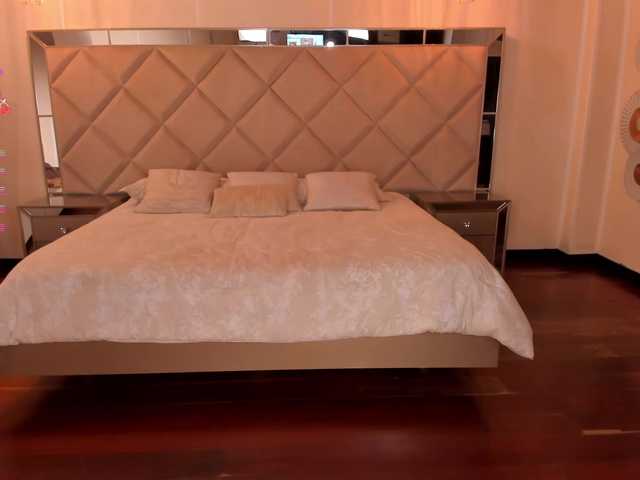 MaryLewis's BongaCams show and profile