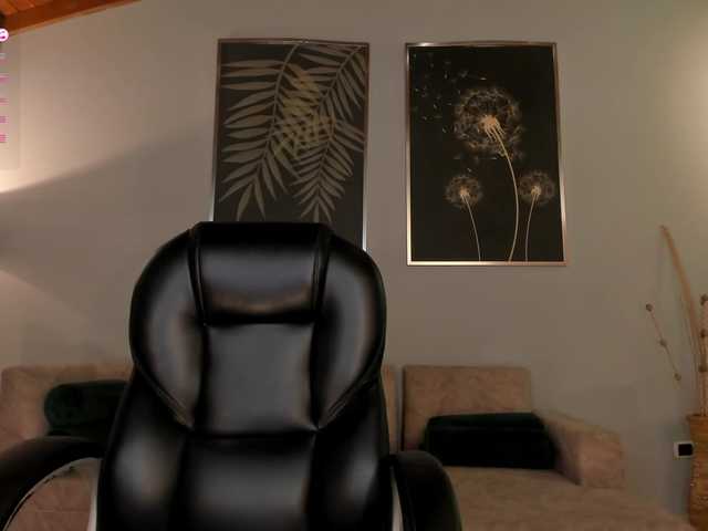 MaryLewis's BongaCams show and profile