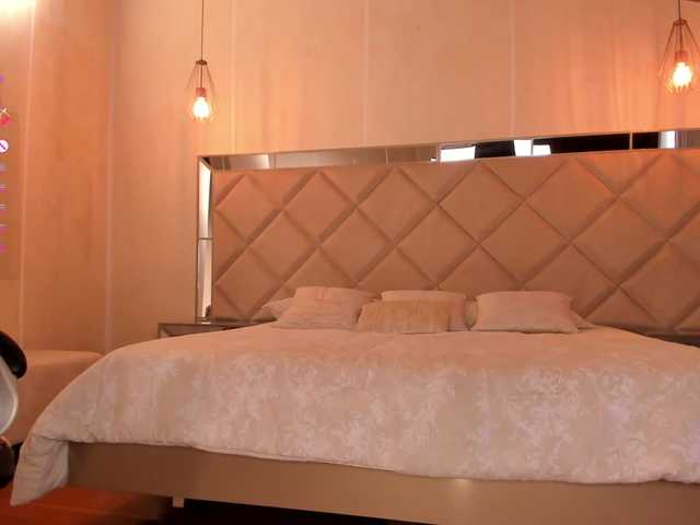 MaryLewis's BongaCams show and profile