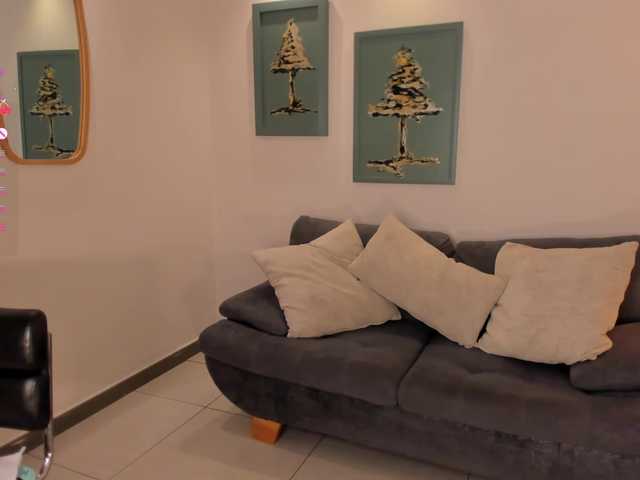 MaryLewis's BongaCams show and profile