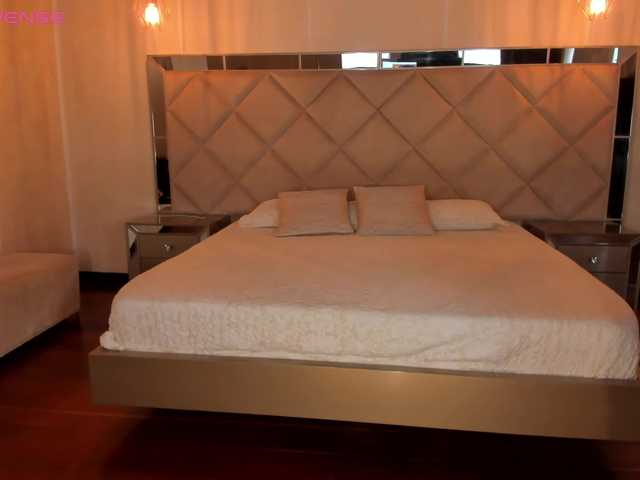 MaryLewis's BongaCams show and profile