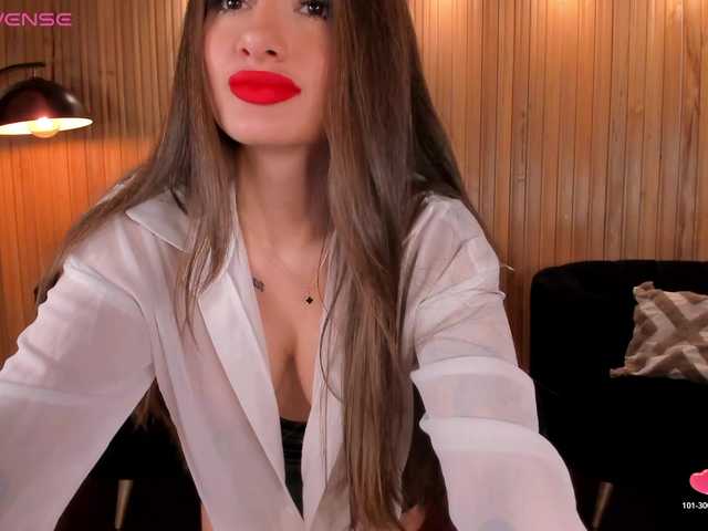 MaryLewis's BongaCams show and profile