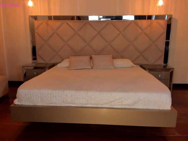 MaryLewis's BongaCams show and profile