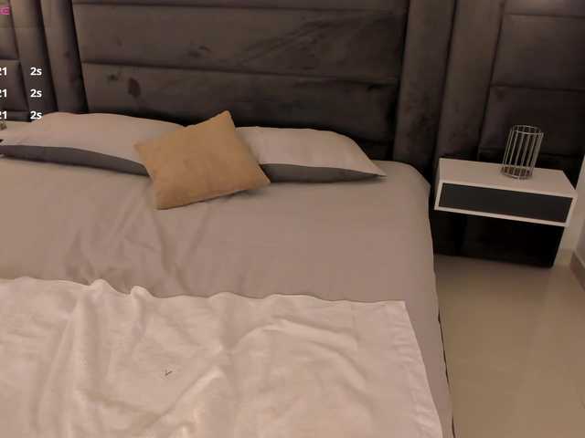 MaryLewis's BongaCams show and profile