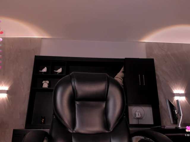 MaryLewis's BongaCams show and profile