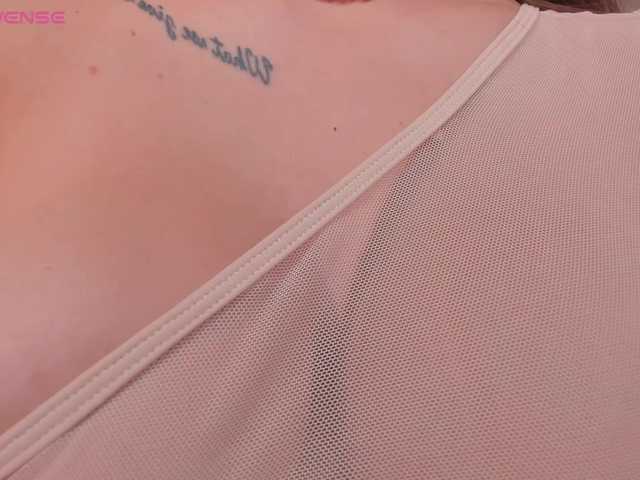 MaryLewis's BongaCams show and profile