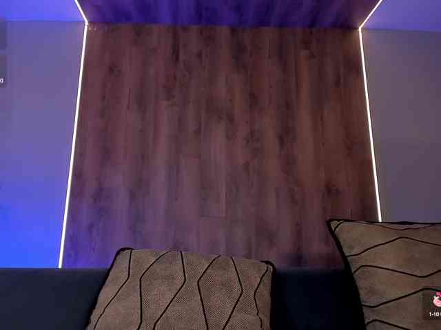 MaryLewis webcam