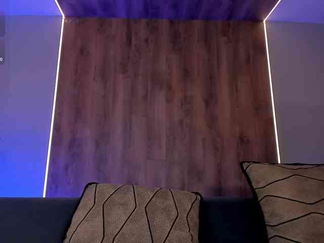 MaryLewis webcam