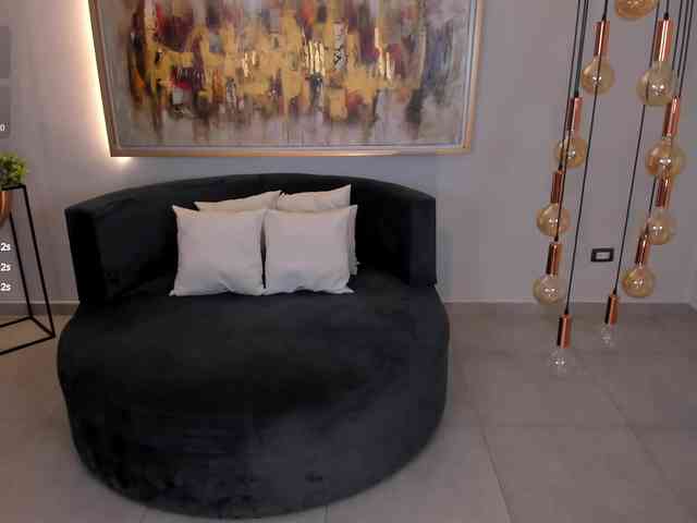 MaryLewis webcam
