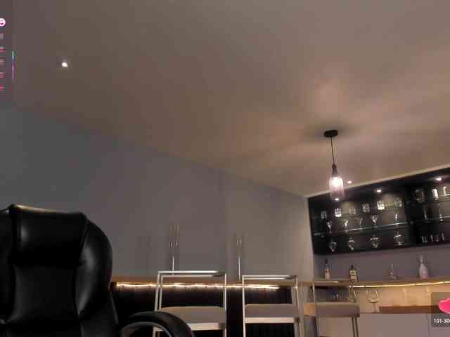 MaryLewis webcam