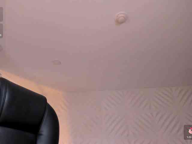 MaryLewis webcam