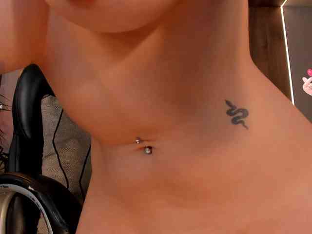 MaryLewis webcam