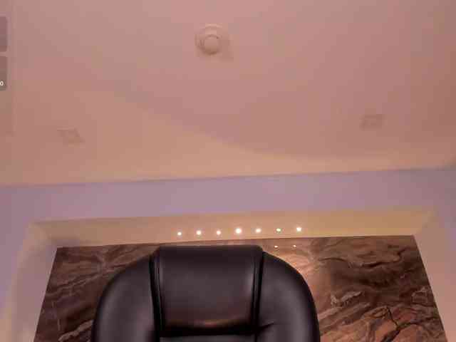 MaryLewis webcam