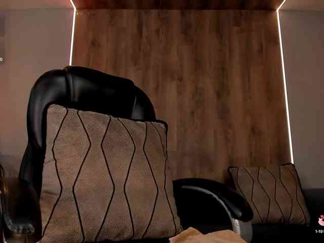 MaryLewis webcam