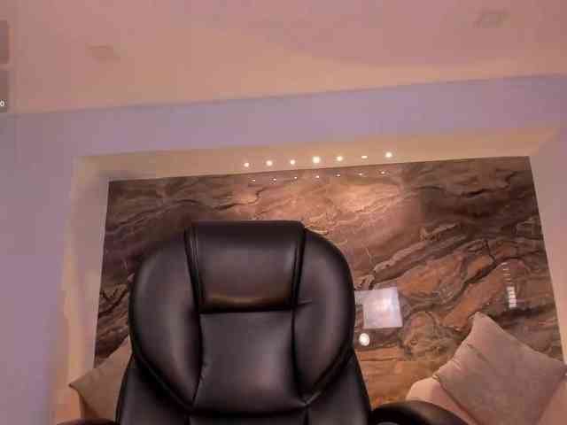 MaryLewis webcam
