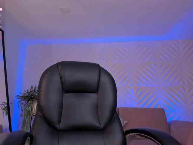 MaryLewis webcam