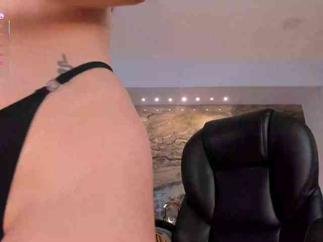 MaryLewis webcam