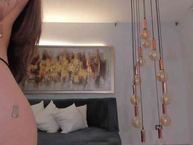 MaryLewis webcam