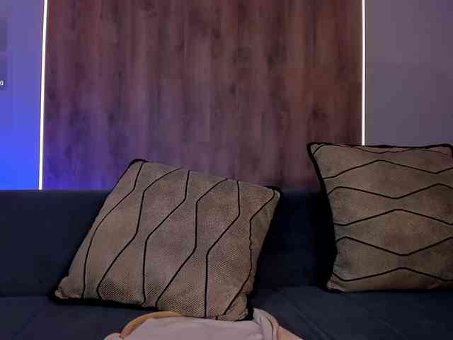 MaryLewis webcam