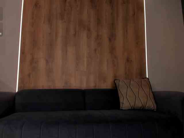 MaryLewis webcam