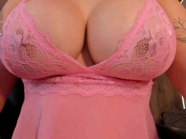 MaryLewis webcam