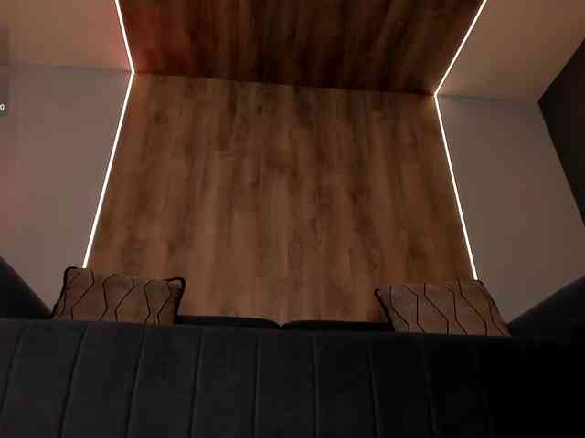 MaryLewis webcam