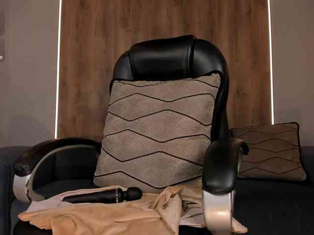 MaryLewis webcam